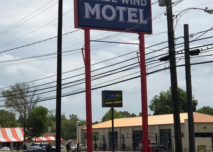 Best Jacksonville FL Hotels with Cruise Shuttle